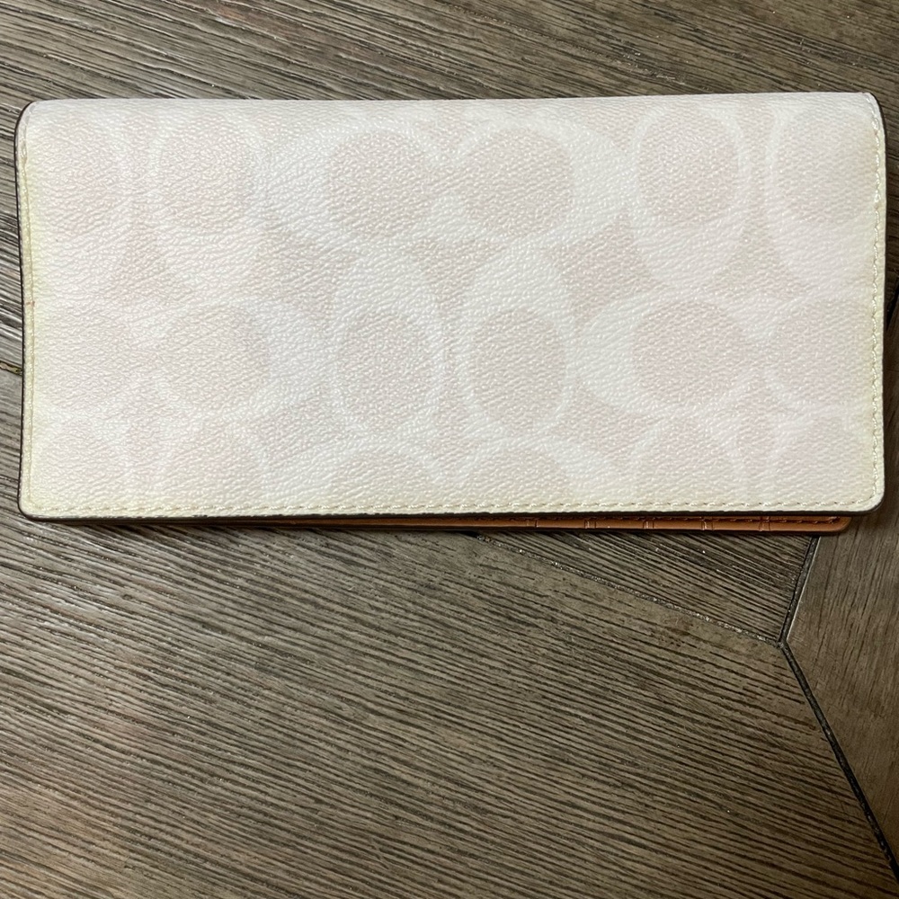 Coach Signature Cream Wallet - Picture 4 of 6